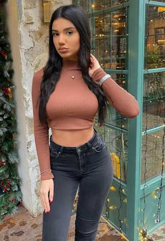 VIP call girls in Azadpur